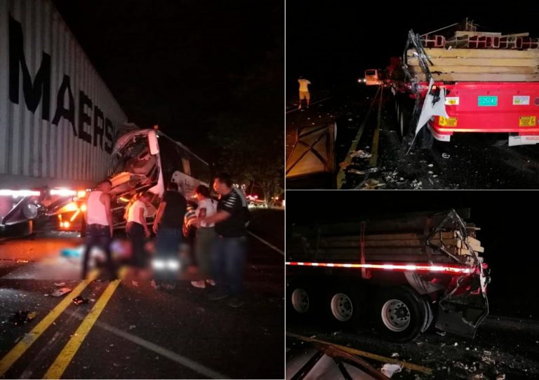 REPORTAN VARIOS FALLECIDOS EN APARATOSO ACCIDENTE VÍA MELGAR-IBAGUÉ.