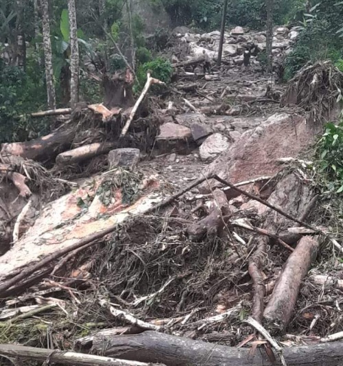 Tres personas fallecidas y cuatro desaparecidas por ola invernal en Cundinamarca.