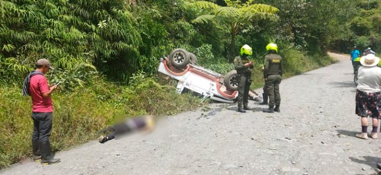 Una persona fallece en accidente vía Gama-Gachalá en Cundinamarca.