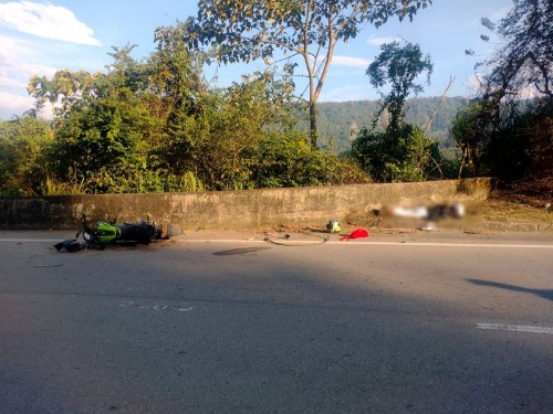 Muere motociclista y su acompañante queda herida en la vía Villeta-La Vega.
