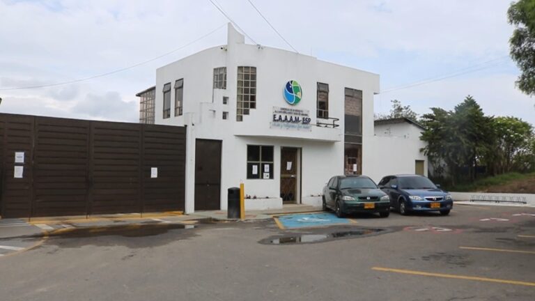 Multa de 639 Millones a la Empresa de Acueducto, Alcantarillado y Aseo de Madrid, Cundinamarca por mala calidad del servicio