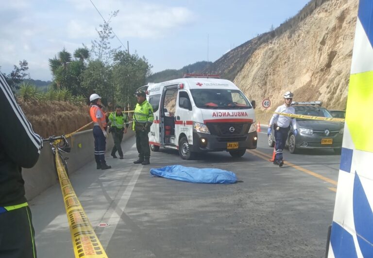 Ciclista pierde la vida repentinamente en la vía Mosquera-La Mesa