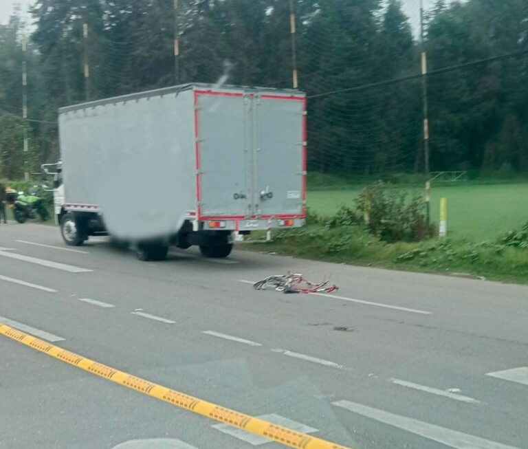 Ciclista pierde la vida tras ser arrollado por un camión en la vía Funza – Siberia