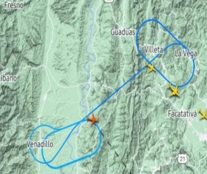 Emergencia en vuelo de Avianca: Incidente entre pasajeros obliga a regresar a Bogotá