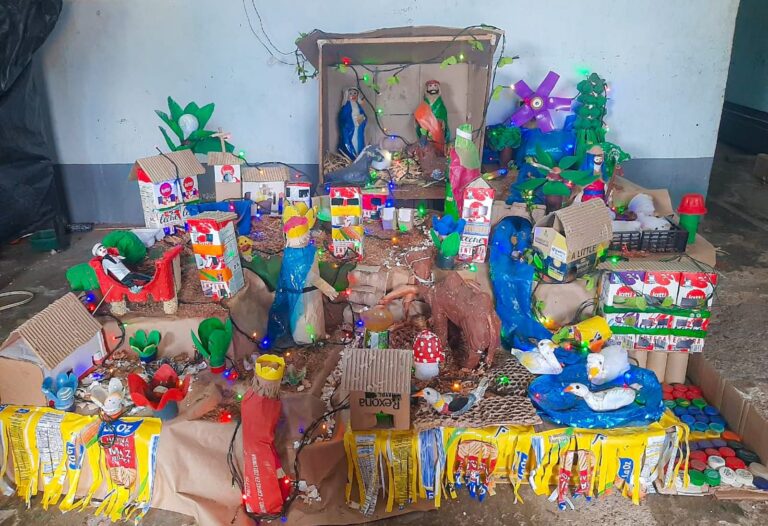 CAR abre concurso de pesebres y árboles ecológicos