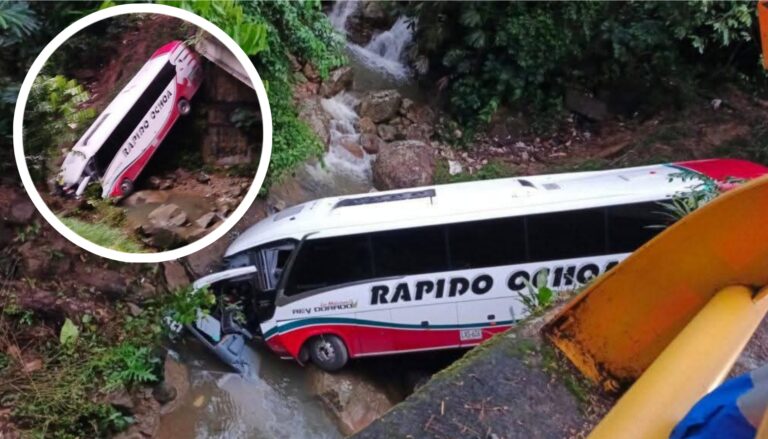 Grave accidente en Antioquia: bus cayó a un abismo y deja varias víctimas fatales y heridos