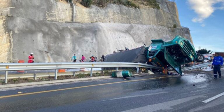 Grave accidente en la vía Bogotá–Girardot deja un muerto y cierre parcial de la vía