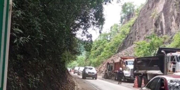 Avanza la reapertura de la vía Anapoima–Apulo tras derrumbe en El Copial
