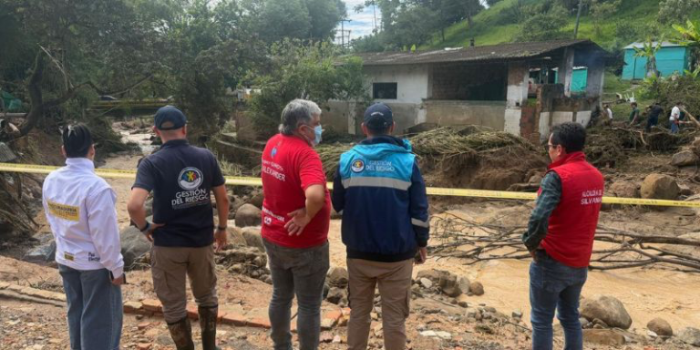 Hallan el cuerpo de una de las personas desaparecidas tras la creciente súbita en Silvania, Cundinamarca