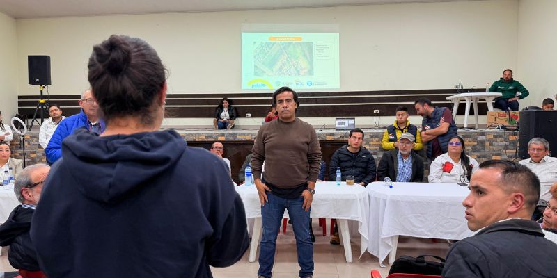 Comunidad de Puente Piedra exige soluciones y autoridades fijan plazos para restablecer el agua