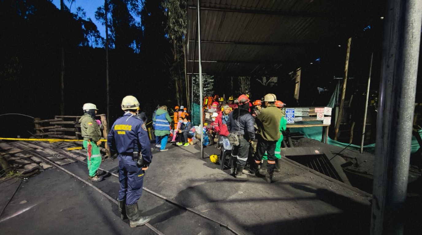 Confirman muerte de siete mineros tras emergencia en Sutatausa