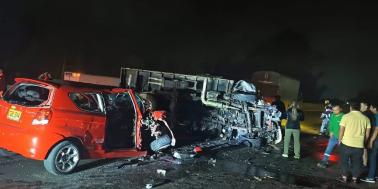 Un muerto y cuatro heridos deja aparatoso choque en la vía Zipaquirá – Ubaté